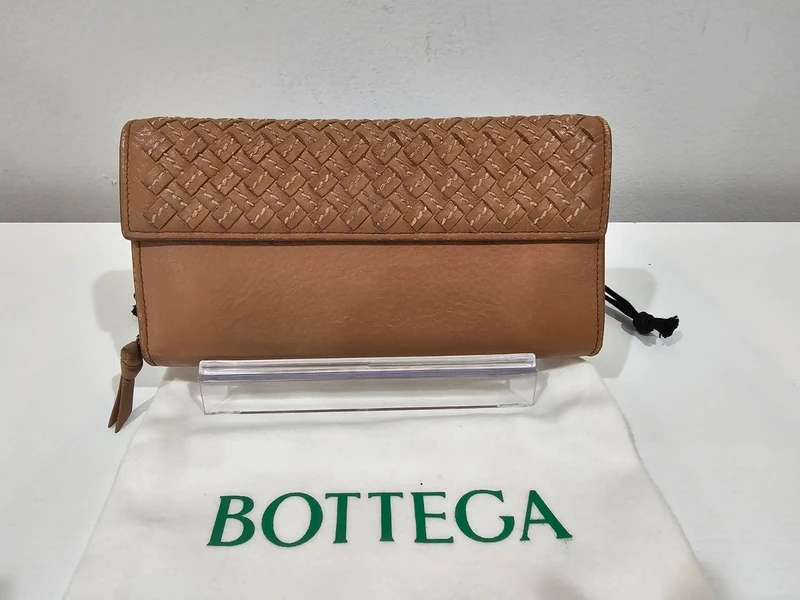 Bottega Veneta Bottega Veneta Intrecciato Leather Woven Wallet With Dust Bag