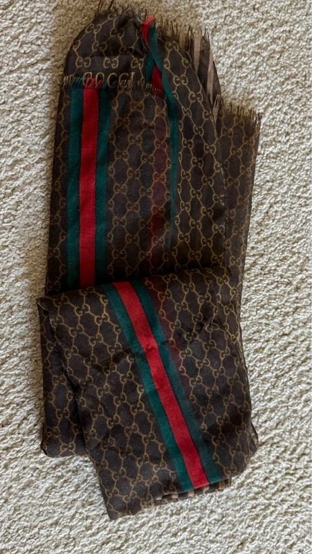 Gucci Gucci-Inspired Scarf – Classic GG Pattern + Green/Red Stripe