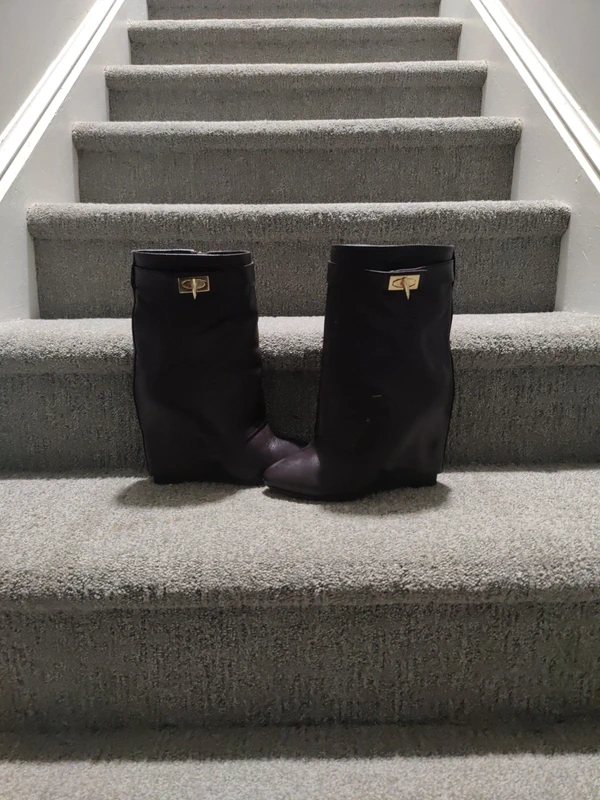 Givenchy Vintage Givenchy Shark Clip Boots