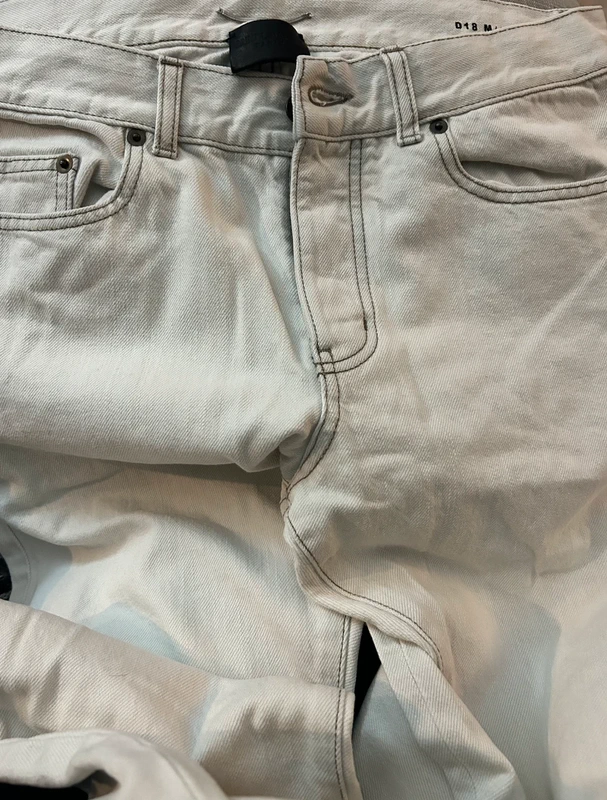 Saint Laurent Saint Lauren Paris. Size 30